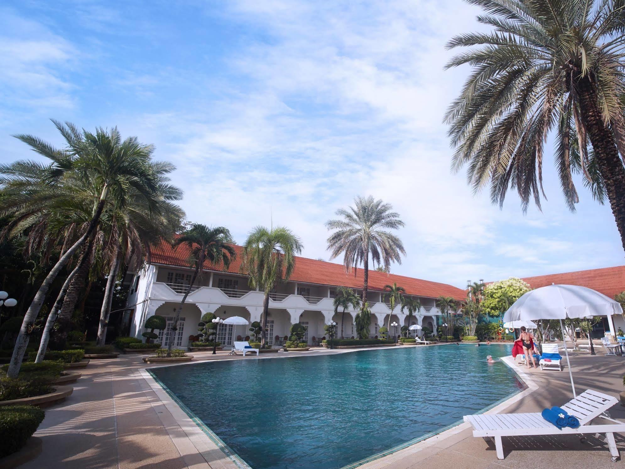 Indochina Hotel Sa Kaeo Exterior foto